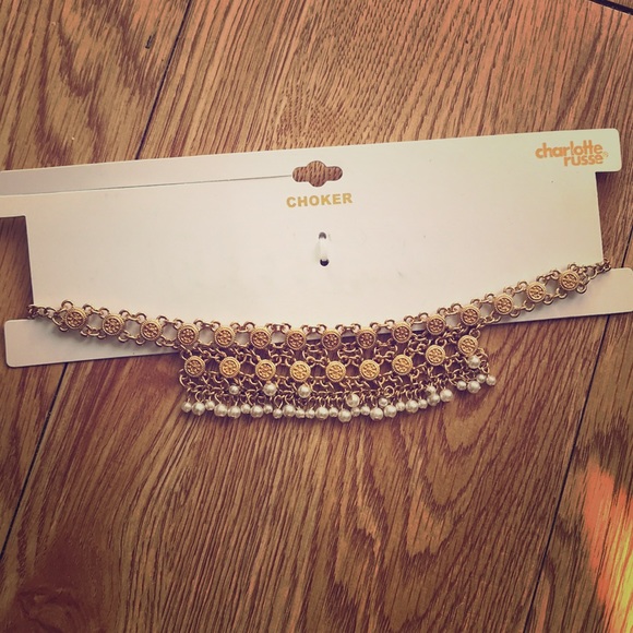 Choker - Picture 1 of 3